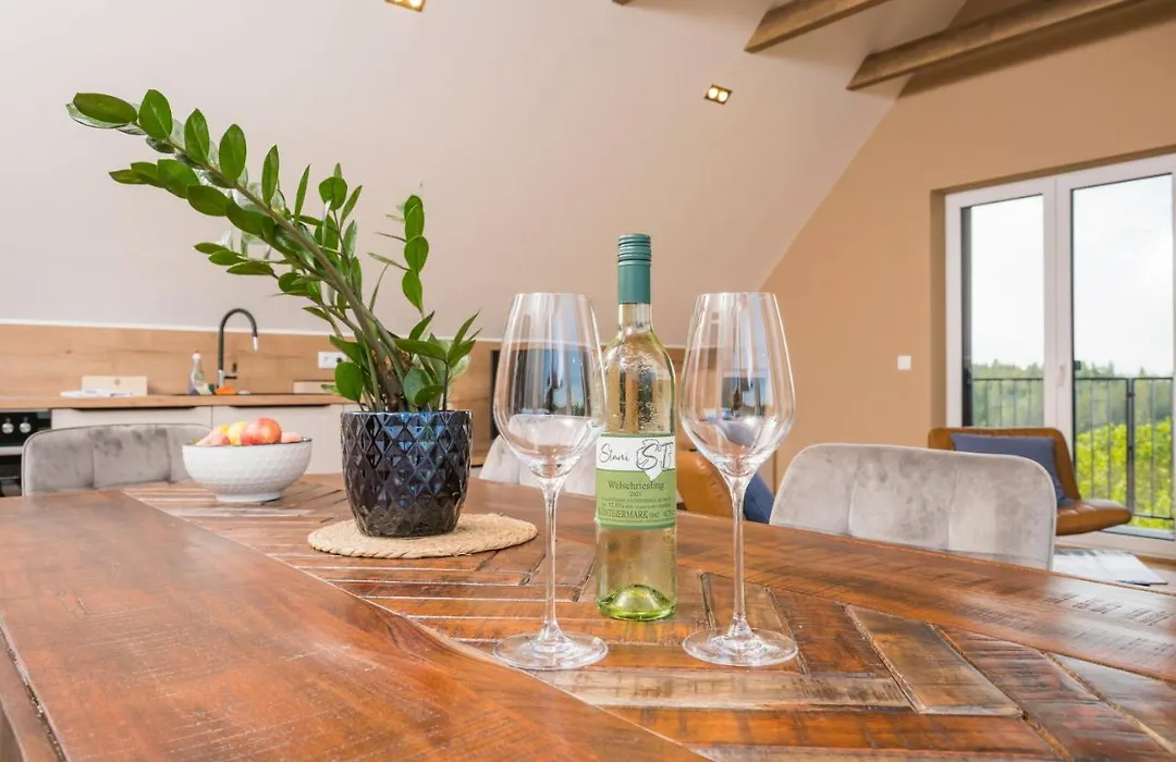WeinZeit Chalets-1